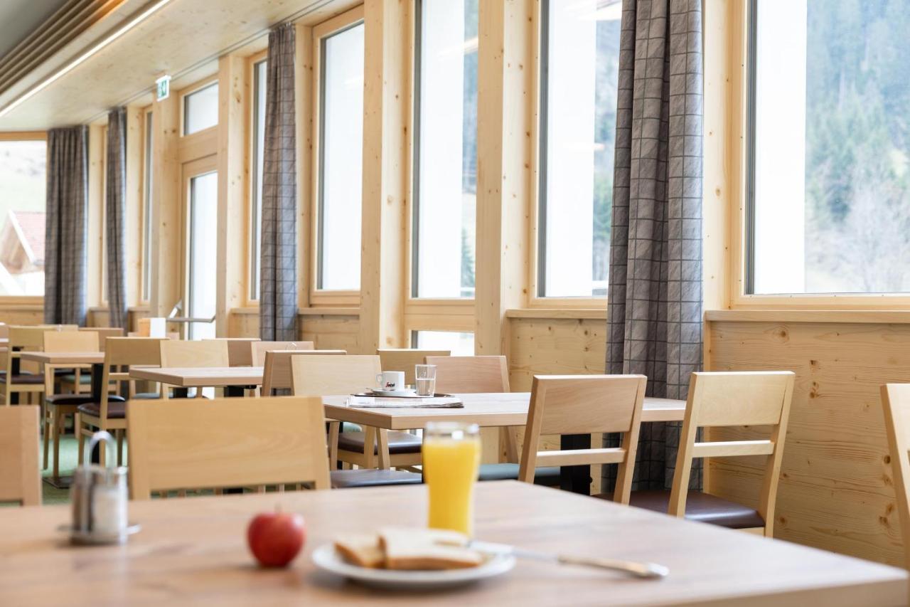 Hotel Tia Smart Natur カウナータール エクステリア 写真