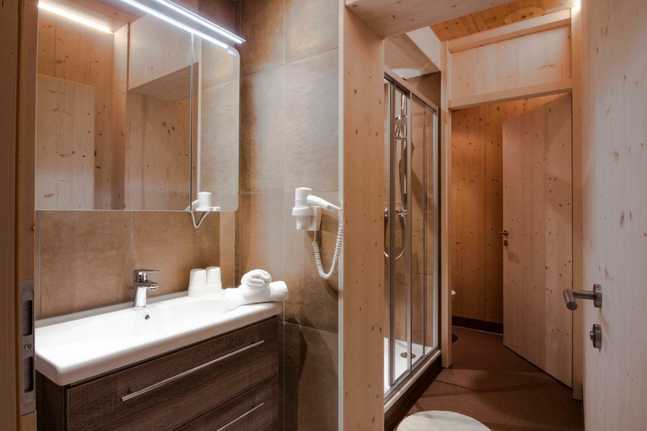 Hotel Tia Smart Natur カウナータール エクステリア 写真
